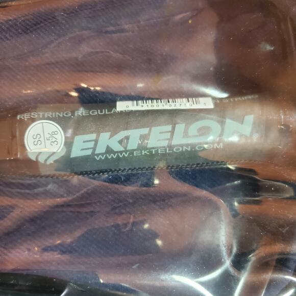 Ektelon 900 Power Level Racquet Ball Pack Set w/ Balls, Eye guard & Racket NIP - Picture 2 of 9